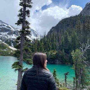 Meet your Posher, Daniela